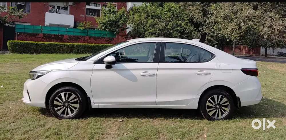 Honda City 12/2023 Petrol 28000 Km Driven Registered 2024