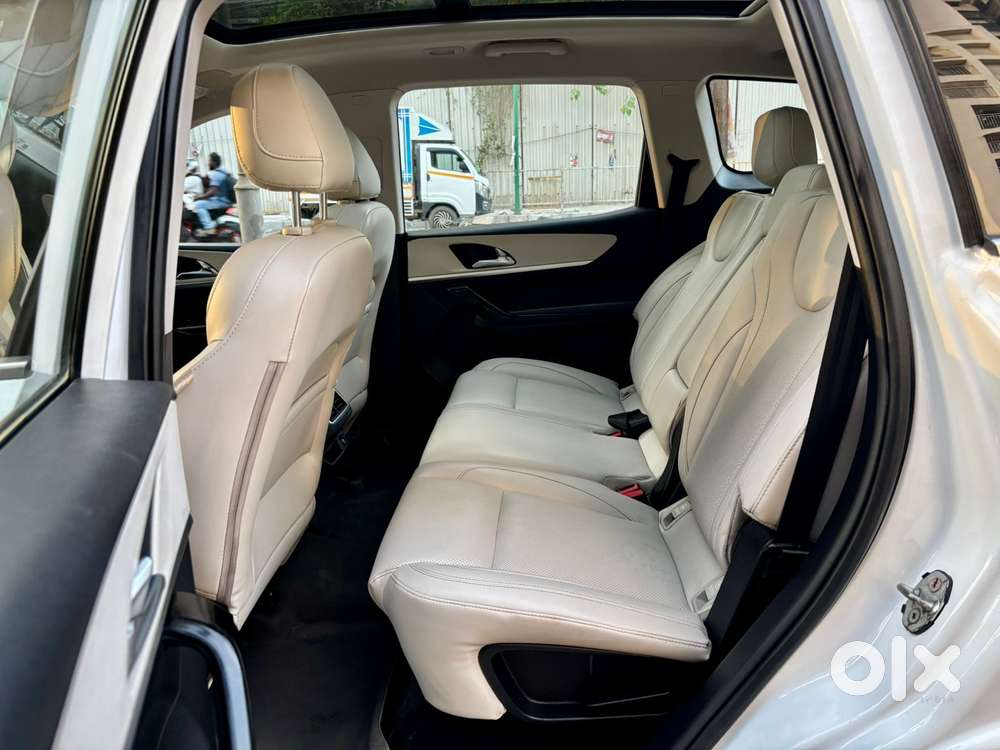 Mahindra Xuv700 2.2 Ax 7 Diesel At Str Awd, 2023, Diesel