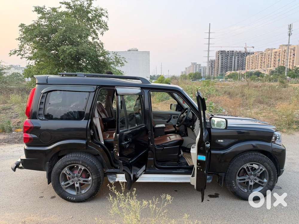 Mahindra Diesel Car 2022