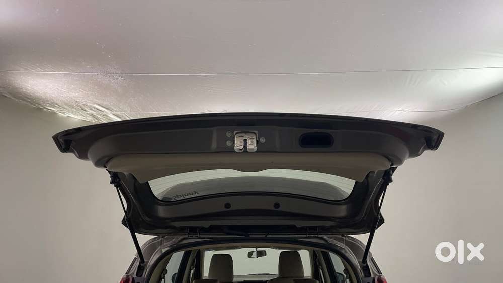 Maruti Suzuki Ertiga Zxi Plus At Shvs, 2023, Petrol