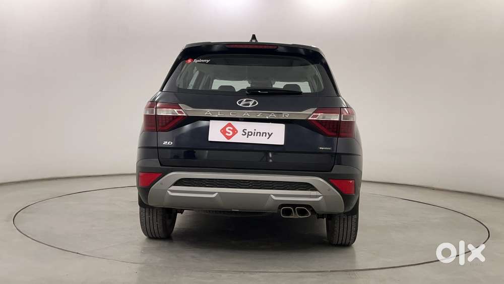 Hyundai Alcazar 2.0 Signature (o) Petrol At 6 Str, 2022, Petrol