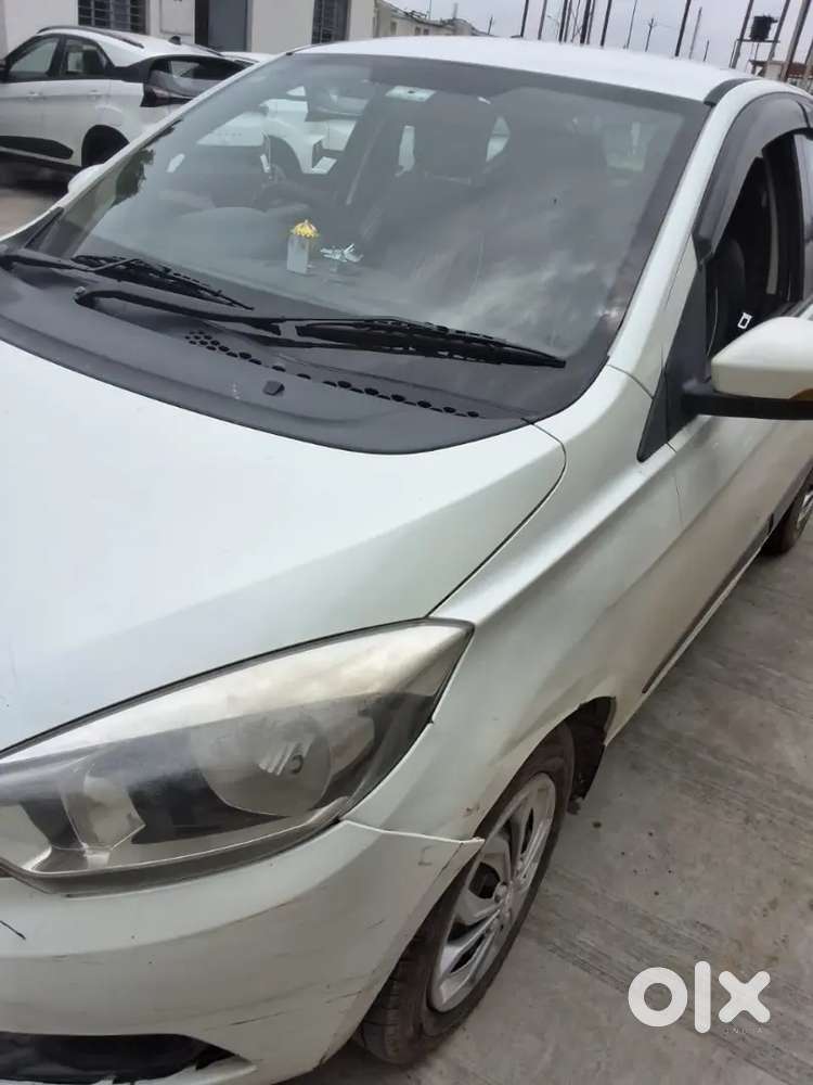 Tata Tigor Revotron Xt 2017