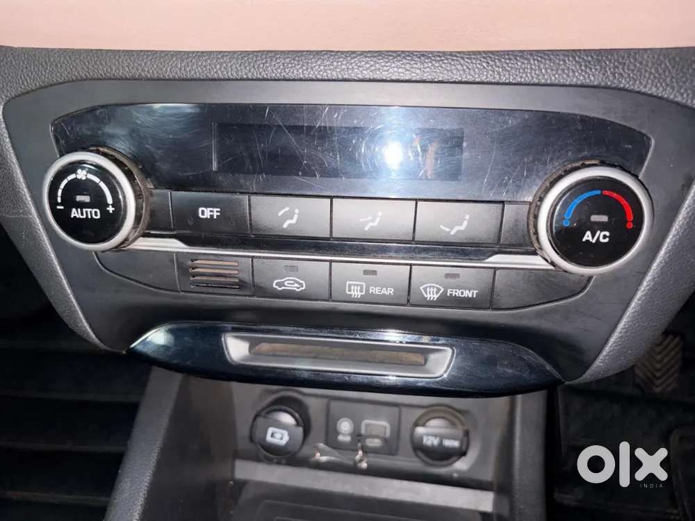 Hyundai Elite I20 2020 Petrol 41765 Km Driven , Single Hand Use