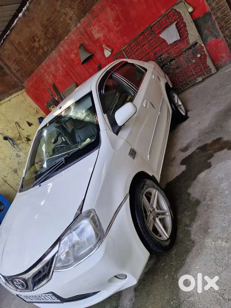 Toyota Etios 2012