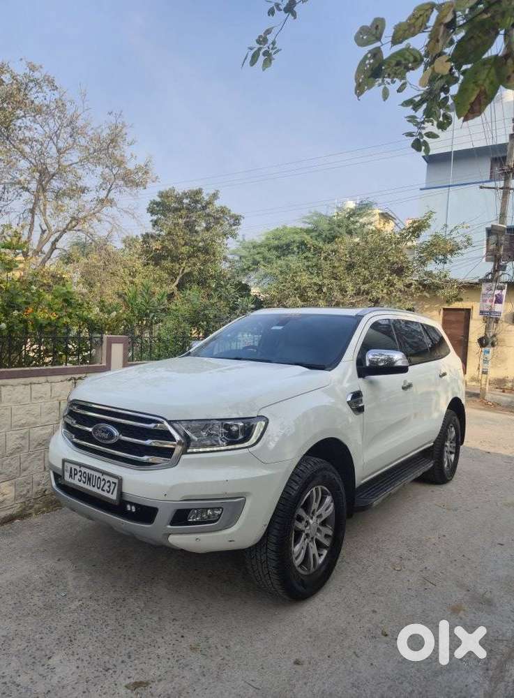 Ford Endeavour 3.2 Titanium At 4x4, 2016, Diesel