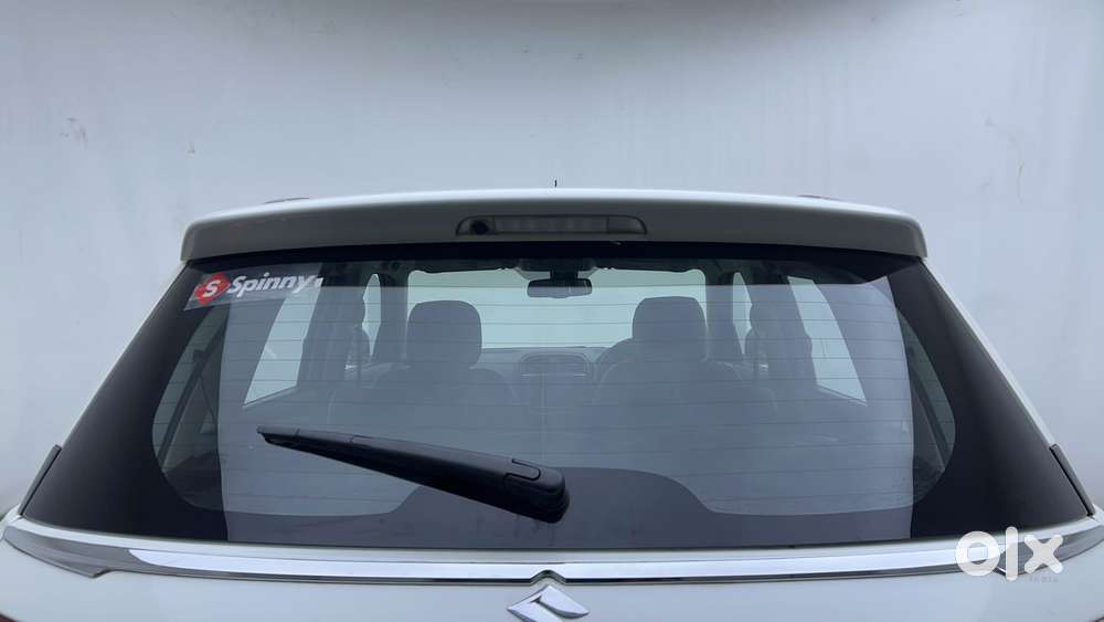 Maruti Suzuki Vitara Brezza 1.5 Zxi Plus At, 2022, Petrol