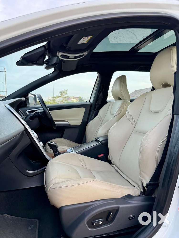 Volvo Xc60 Momentum D4, 2017, Diesel