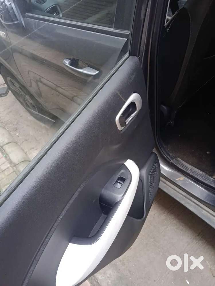 Hyundai Venue Knight Edition 2024