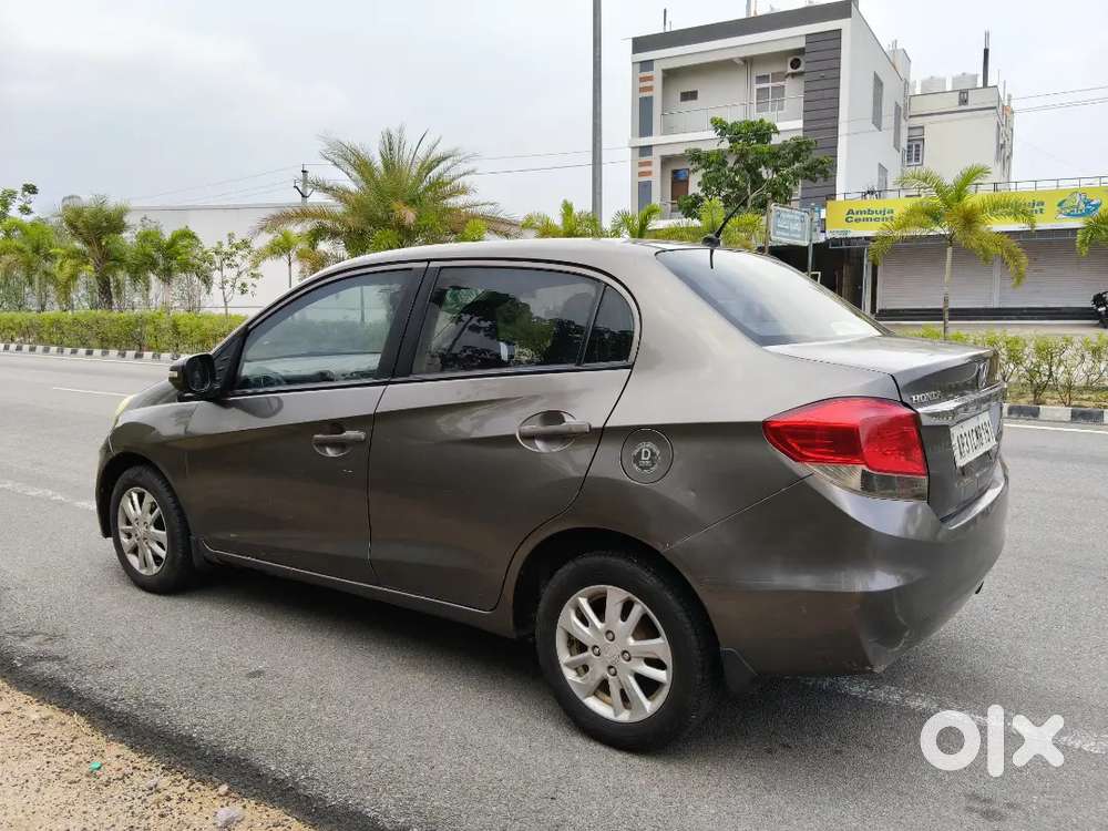 Honda Amaze 1.5 V 2013