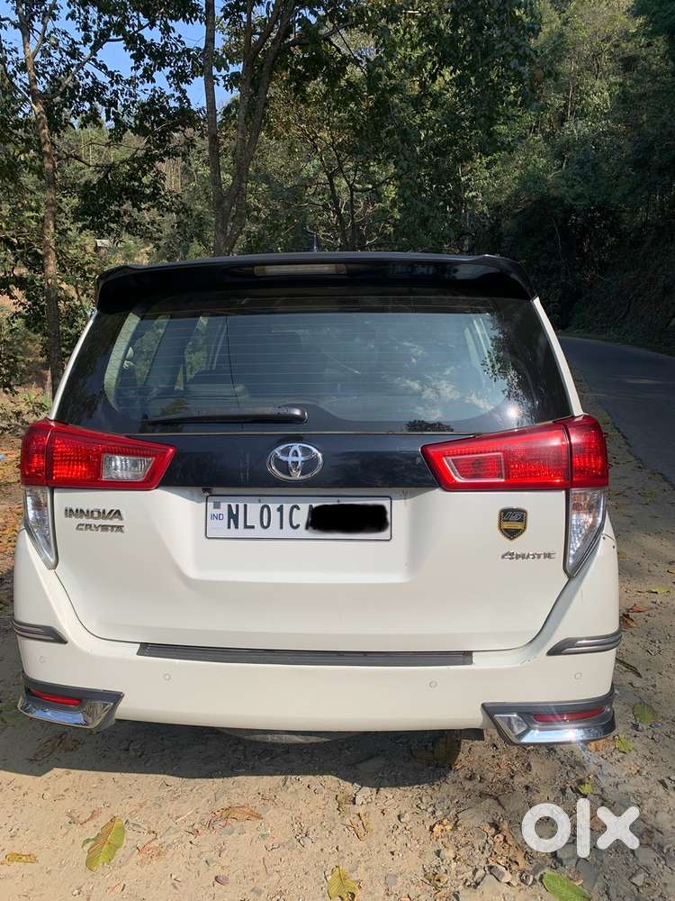 Toyota Innova Crysta 2020 Diesel 60000 Km Driven