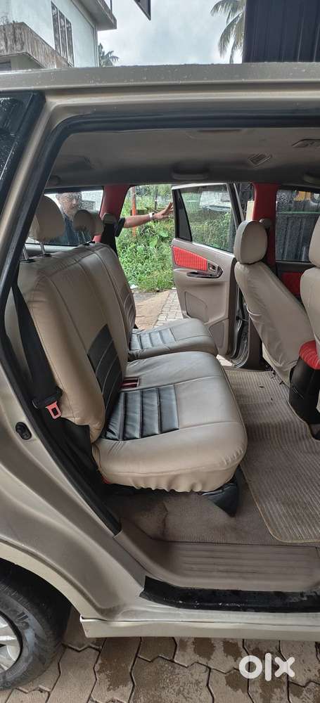 Toyota Innova 2.5 G (diesel) 7 Seater, 2016, Diesel
