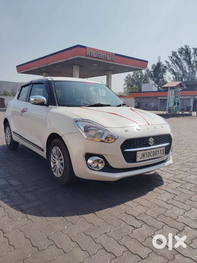 Maruti Suzuki Swift 2021 Petrol 32000 Km Driven