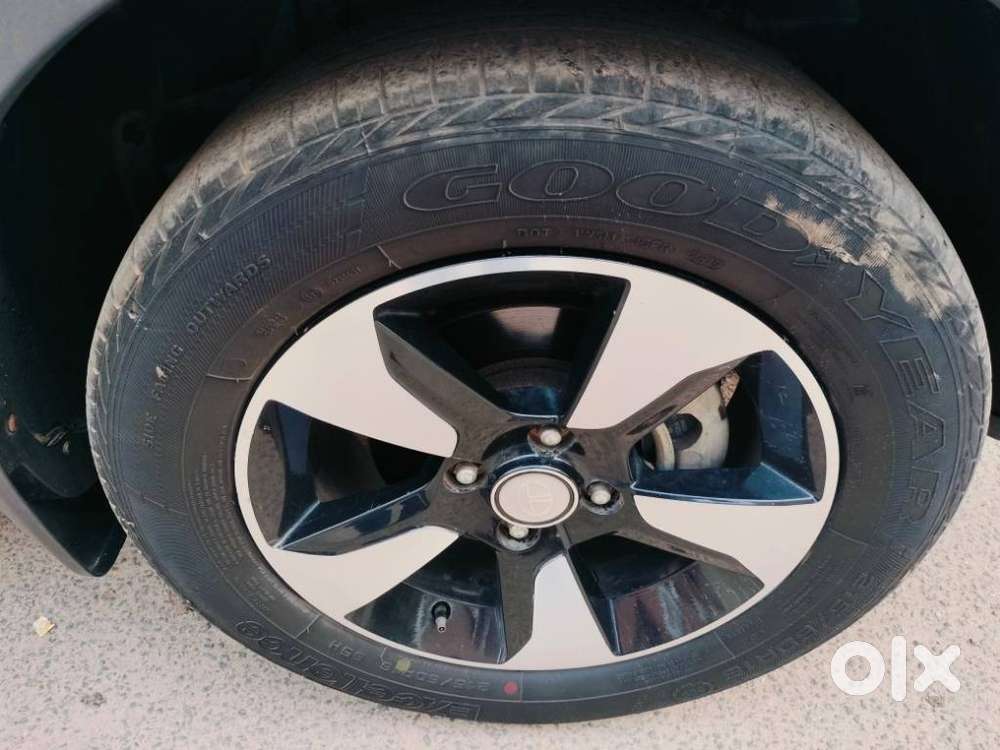 Tata Nexon 1.5 Revotorq Xza Plus (o), 2019, Petrol