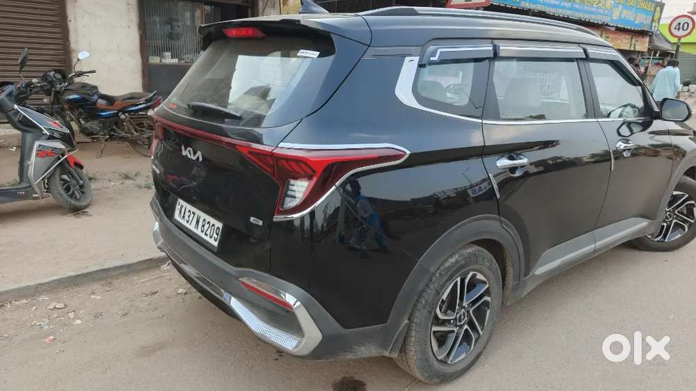 Kia Carens 2023 Diesel Well Maintained (urgent Sale)