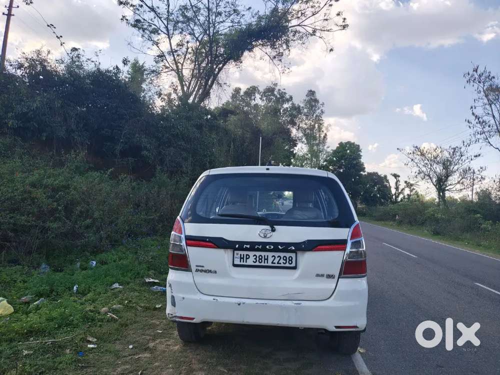 Toyota Innova 2011 Diesel Well Maintained