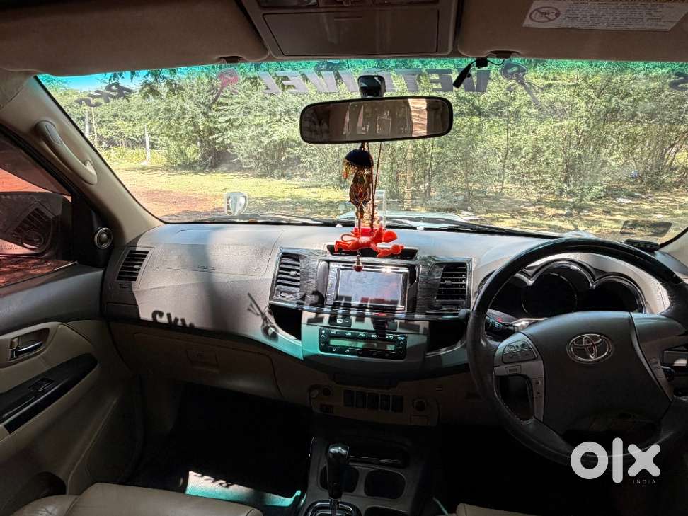 Toyota Fortuner 2011-2016 4x2 At, 2012, Diesel