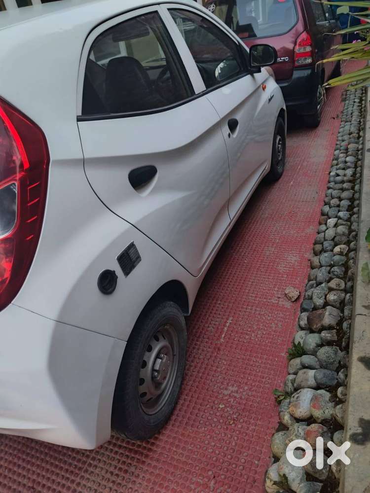 Newly Painted Hyundai Eon Era 2013(lpg/petrol)