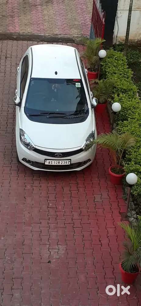 Tata Tiago Wizz Petrol 2017 Edition