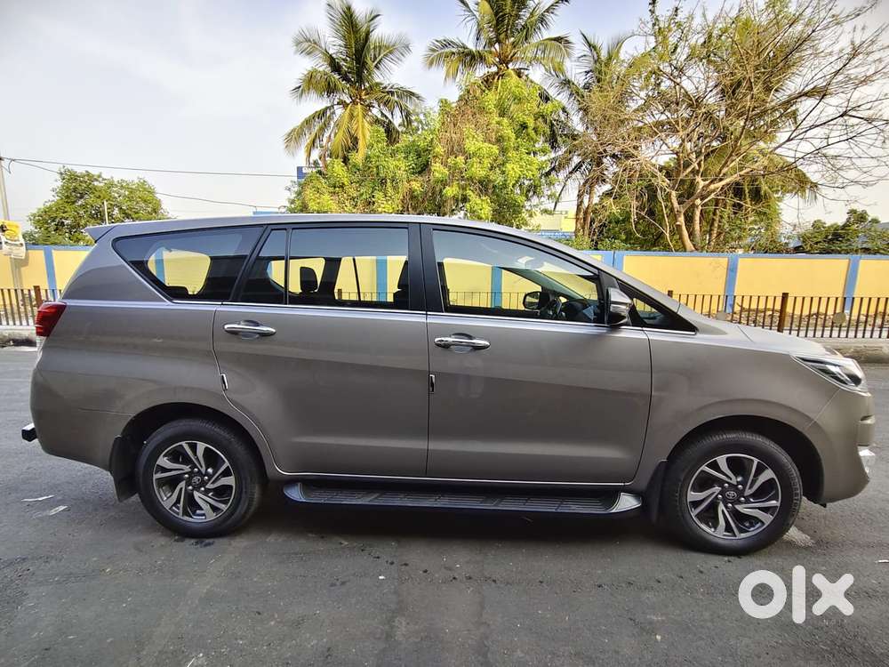 Toyota Innova Crysta 2.4 V 7 Str, 2023, Diesel