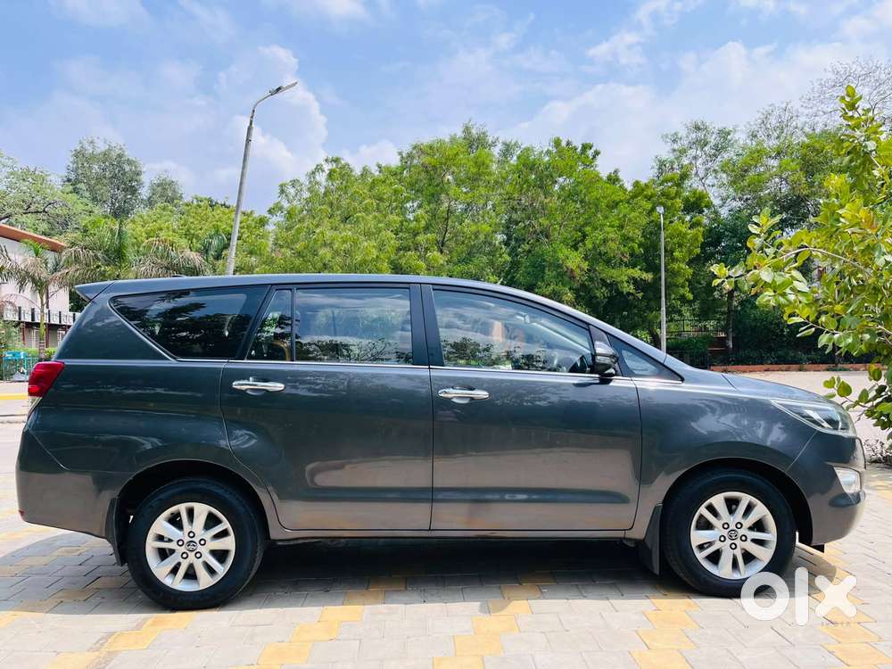 Toyota Innova 2.5 Vx 8 Str, 2019, Diesel