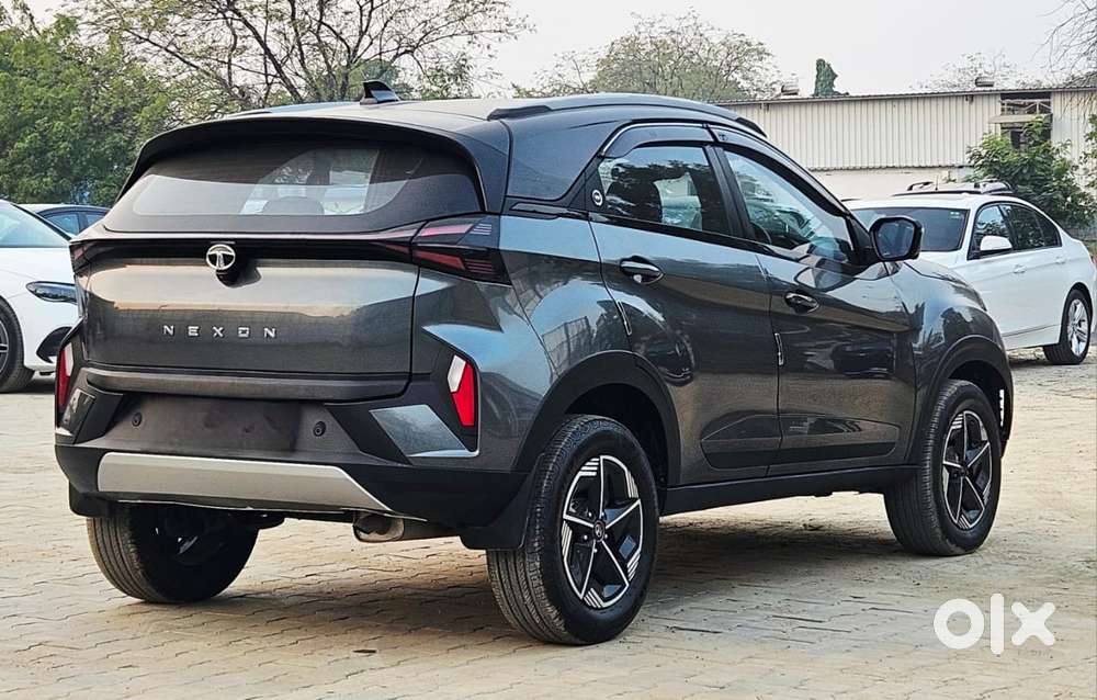 Tata Nexon Fearless Plus (ps)  1.2 Petrol Dca (adas), 2023