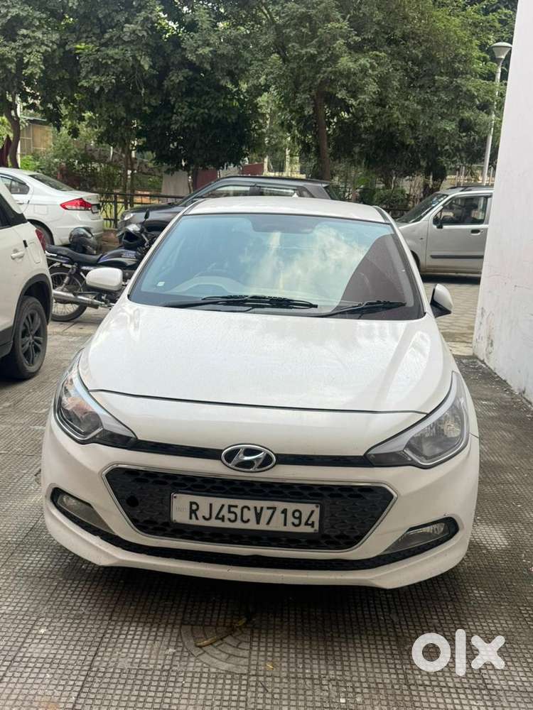 Hyundai Elite I20 2015 Petrol 110000 Km Driven