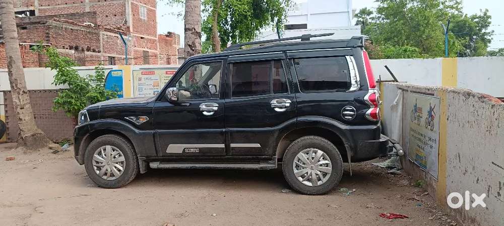 Mahindra Scorpio Classic 2023 Mt