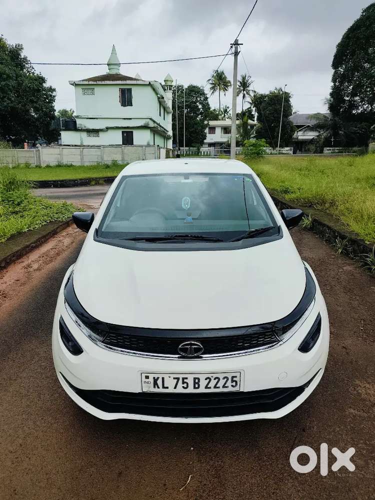 Tata Altroz 1.2 Xe 2021