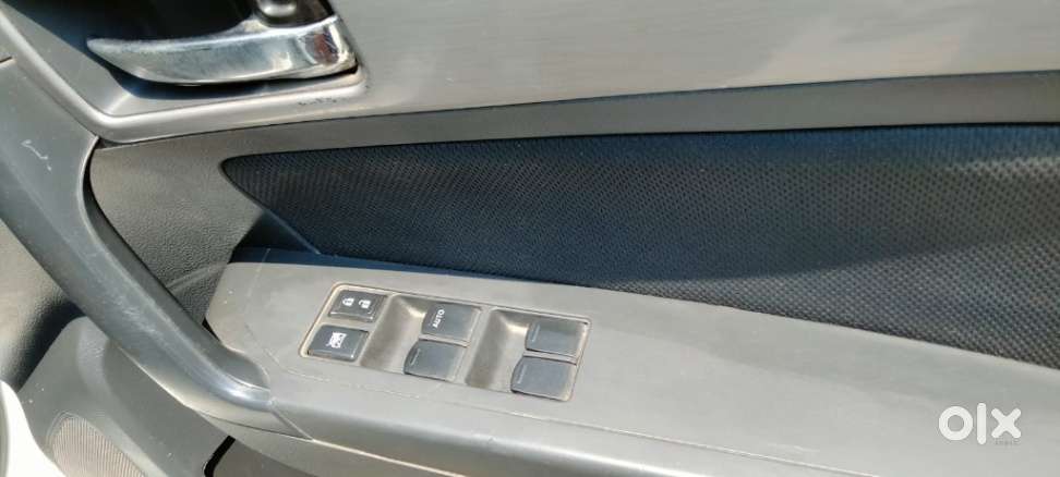 Maruti Suzuki Vitara Brezza Zdi Plus, 2017, Diesel