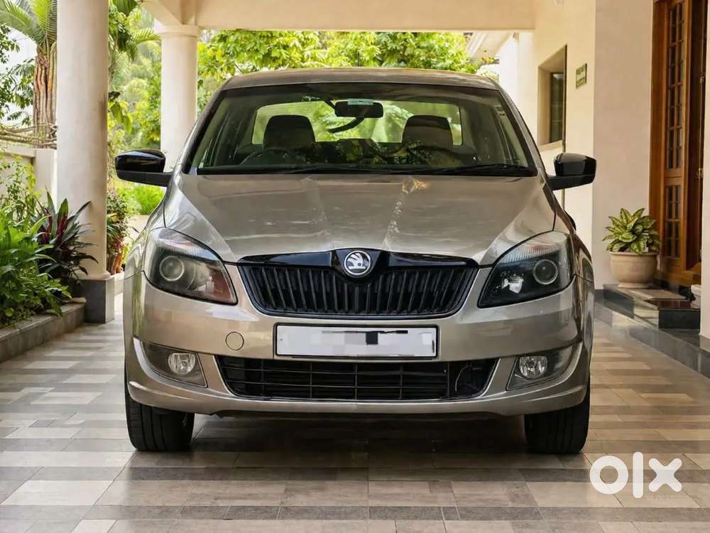 Skoda Rapid Elegance 2015