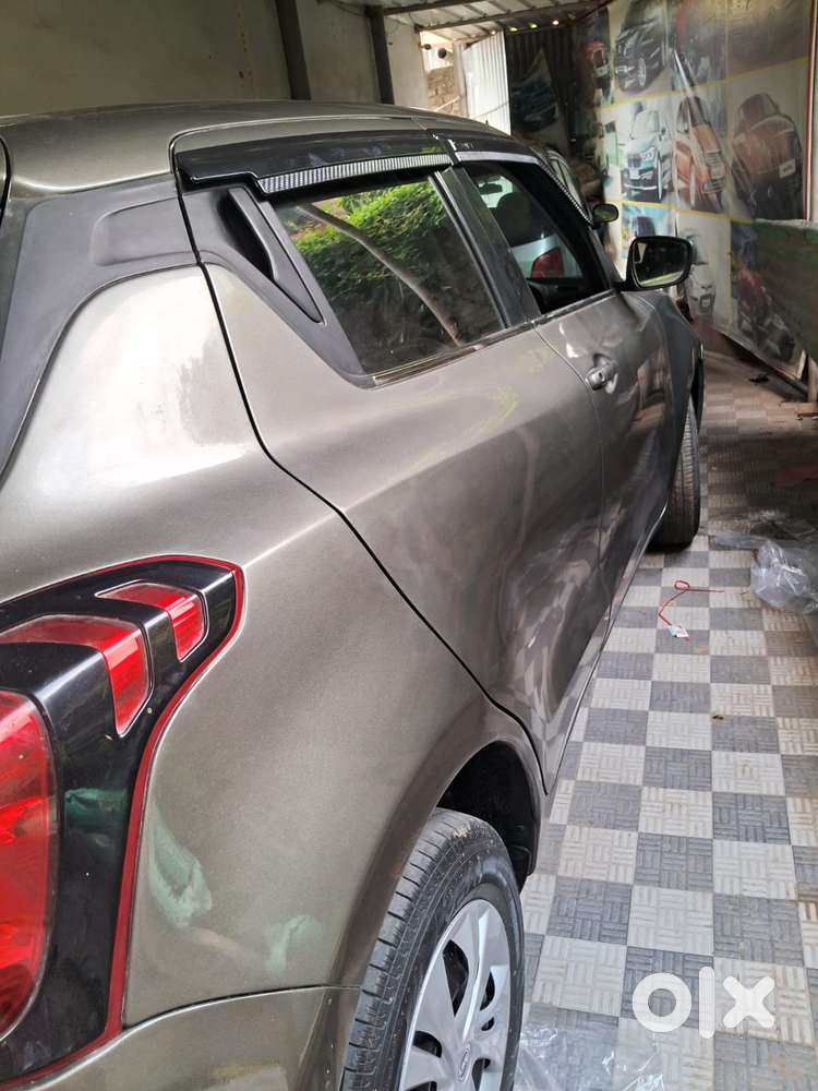 Maruti Suzuki Swift Vxi + Manual, 2020, Petrol