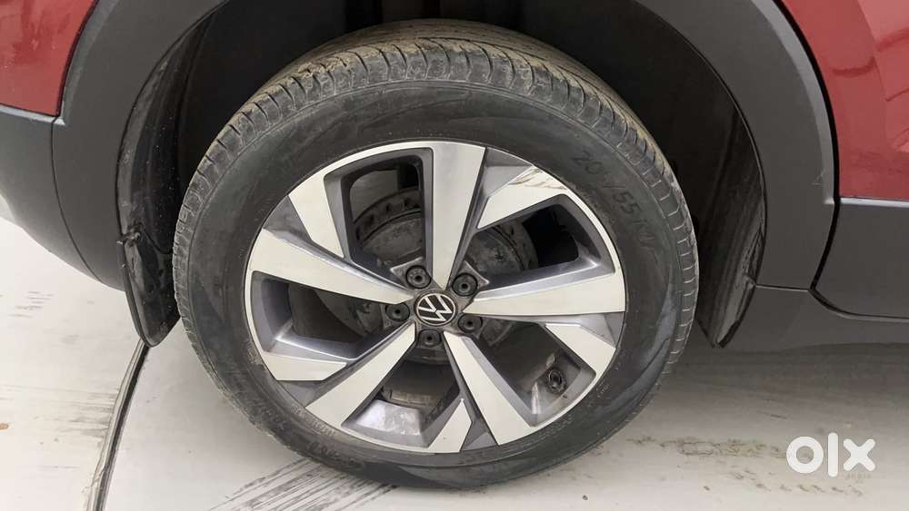 Volkswagen Taigun Topline 1.0 Tsi At (electric Seats), 2022, Petrol