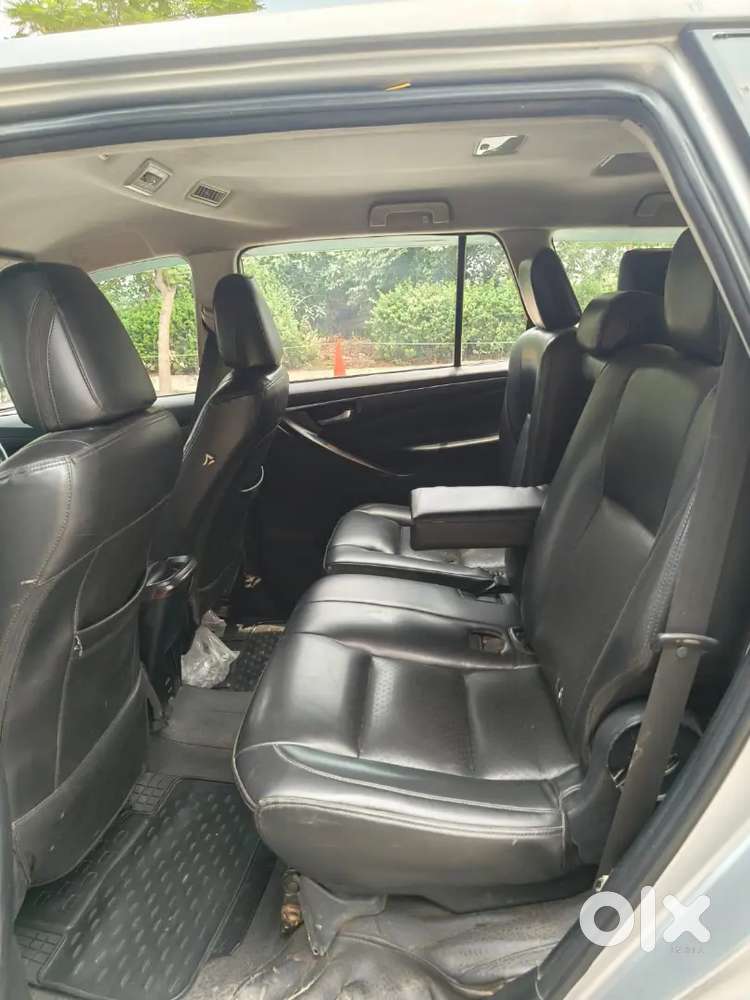 Toyota Innova Crysta 2018 Diesel Manual