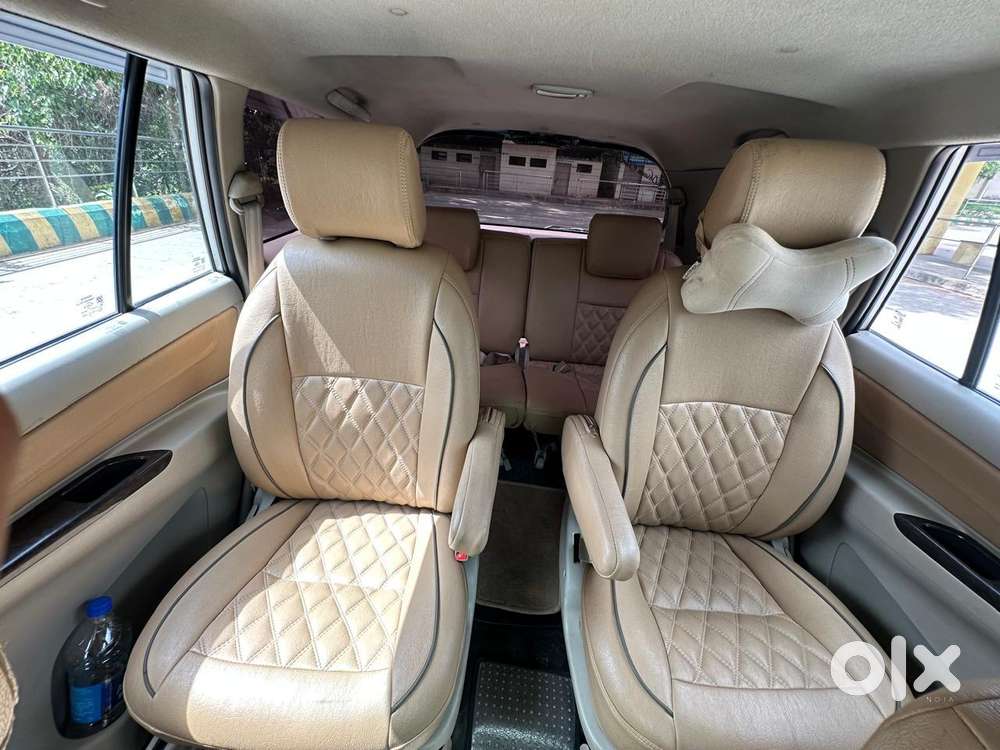 Toyota Innova 2.5 Zx 7 Str Bs-iv, 2015, Diesel