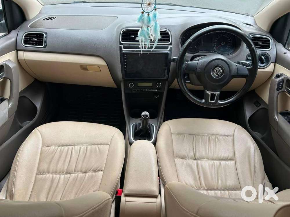 Volkswagen Vento Petrol Highline At, 2011, Petrol