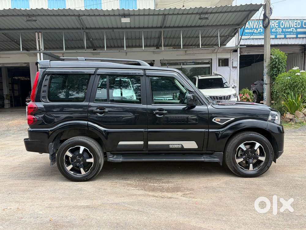 Mahindra Scorpio Classic 2.2 S 11 Mt 7 Str, 2023, Diesel