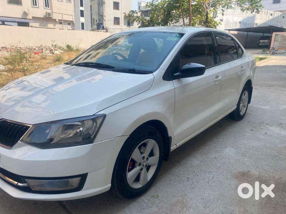 Skoda Rapid 2016 Diesel 107000 Km Driven