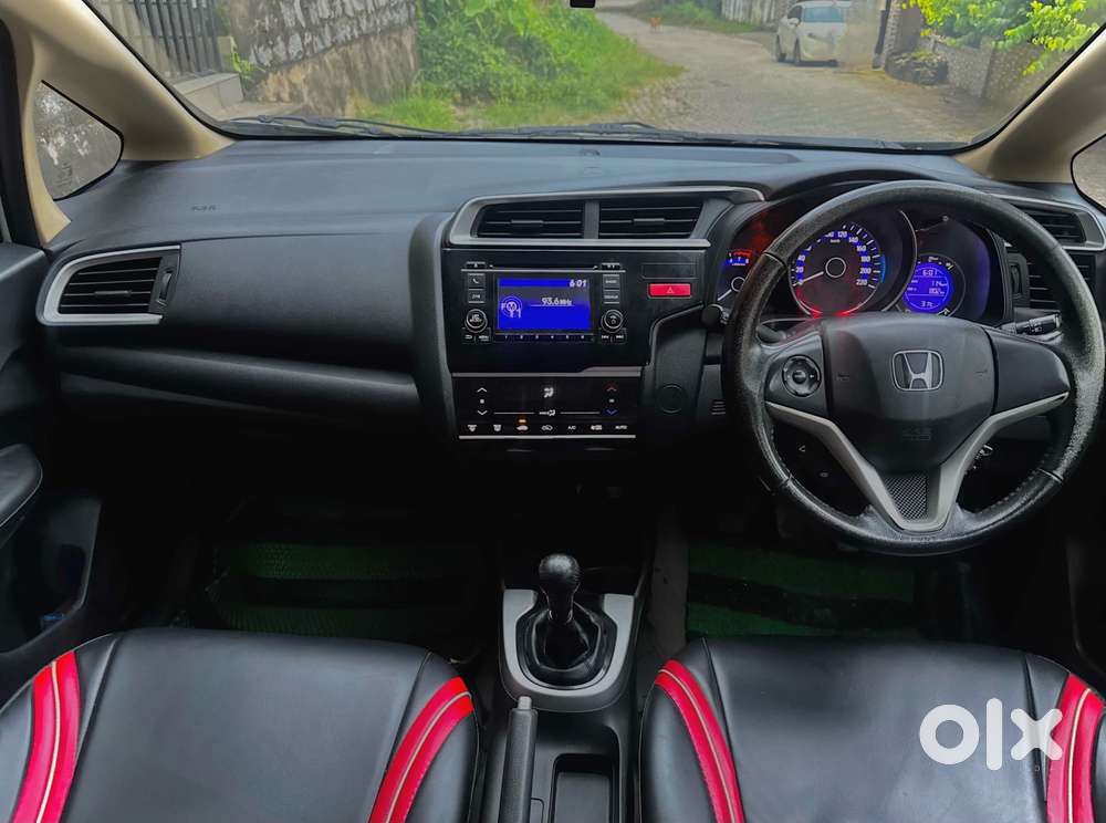 Honda Jazz 1.2 Vx I-vtec At, 2016, Petrol