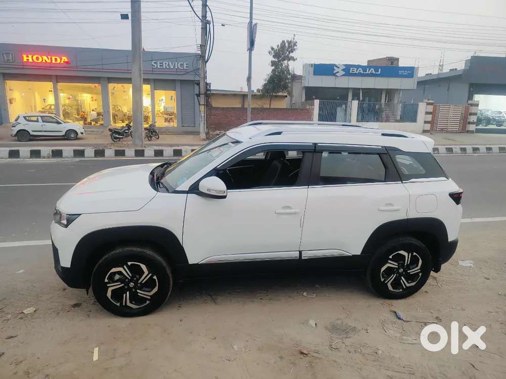 Urgent Sell Brezza Lxi Petrol 2024
