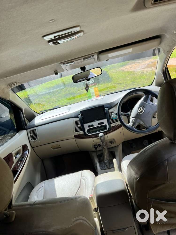 2013 Toyota Innova Diesel Manual 7 Seater