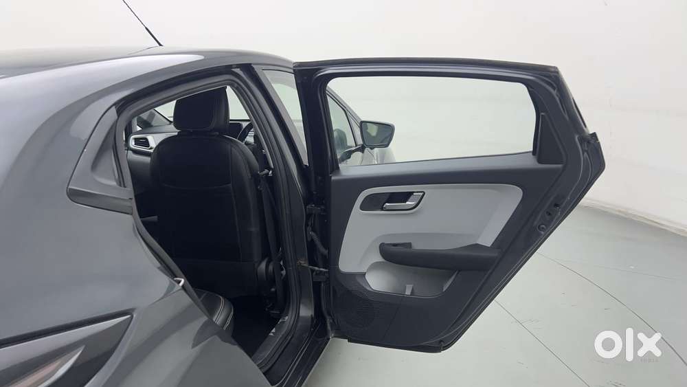 Tata Altroz Xz, 2021, Petrol