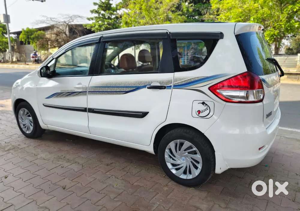 Maruti Suzuki Ertiga 2013