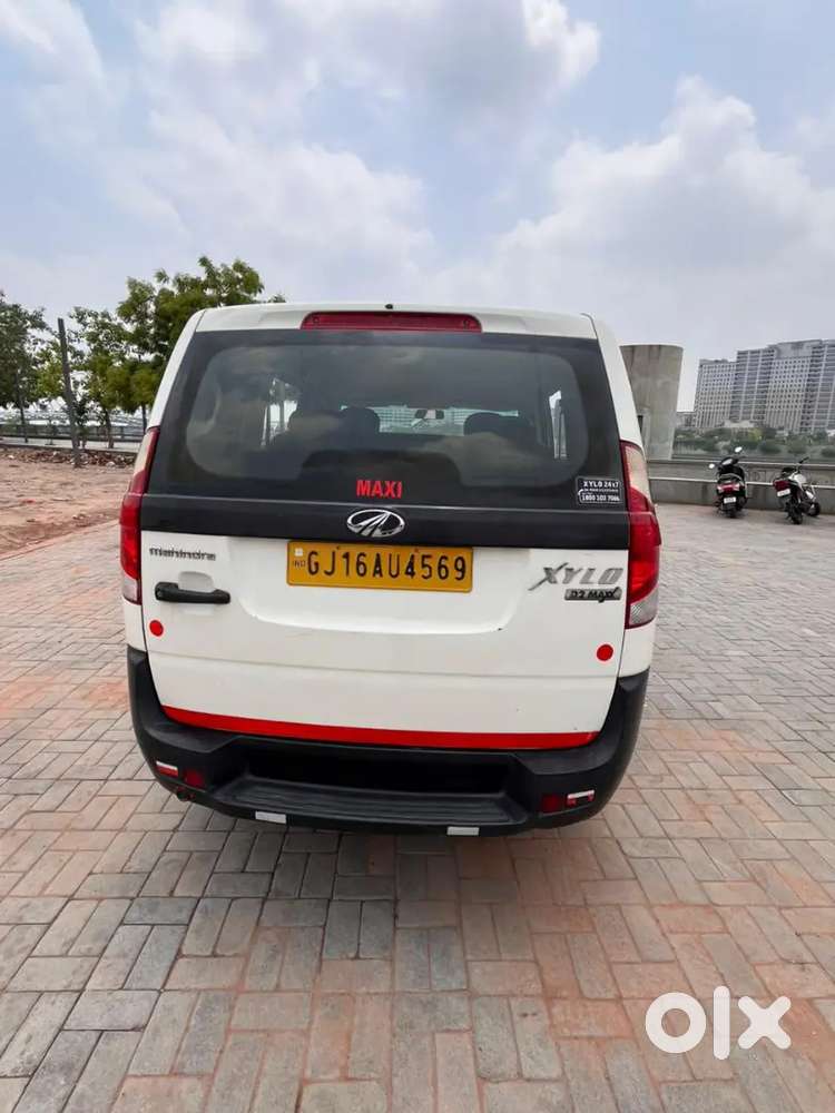 Mahindra Xylo 2018