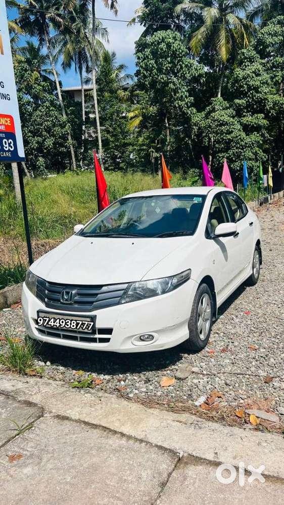 Honda City V At Exclusive, 2011, Petrol