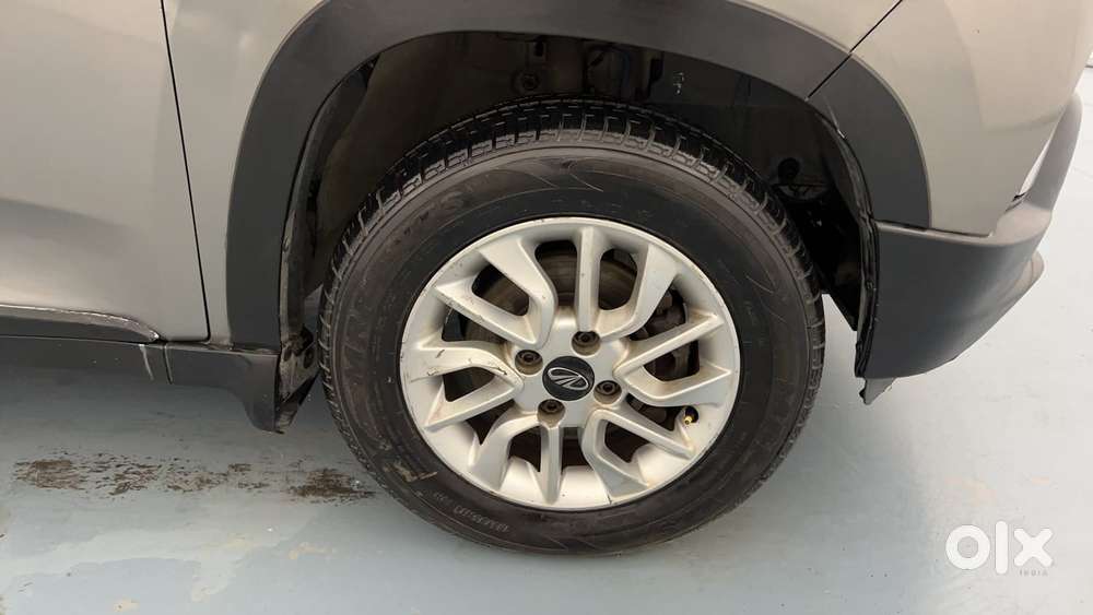 Mahindra Kuv 100 2016-2017 Mfalcon G80 K8, 2016, Petrol
