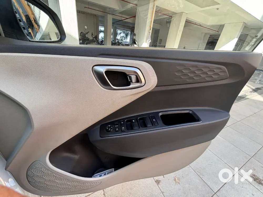 Hyundai Aura 2021 Petrol 42866 Km Driven