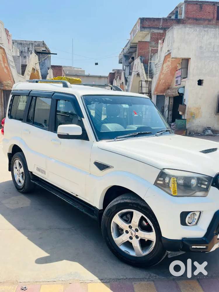 Mahindra Scorpio 2018 Diesel 95000 Km Driven