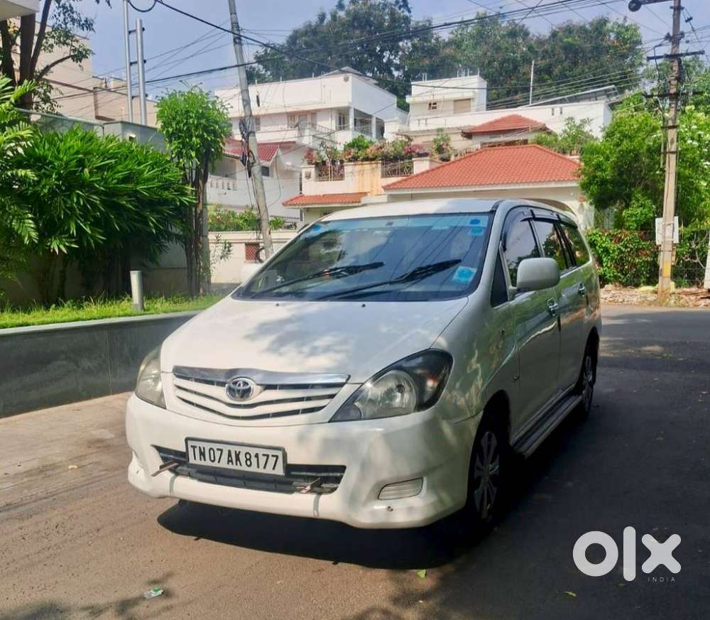 Toyota Innova 2004-2011 2.5 G4 Diesel 8-seater, 2006, Diesel