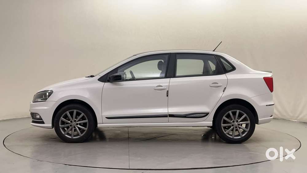 Volkswagen Ameo 1.5 Tdi Highline At 16 Alloy, 2019, Diesel