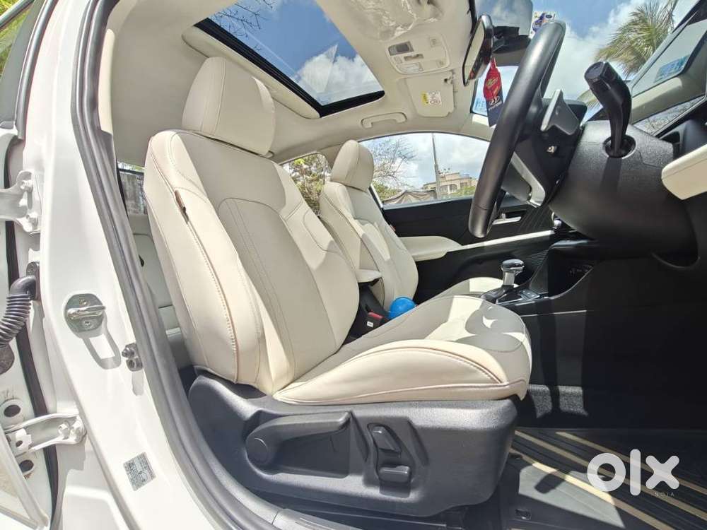 Hyundai Verna 1.5 Sx (o) Ivt, 2024, Petrol